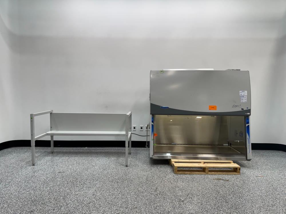 Image of Labconco Logic+ 6' Biosafety Cabinet